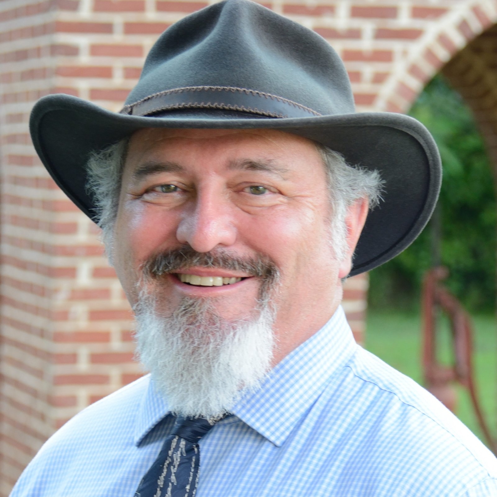 Larry W. Thomas